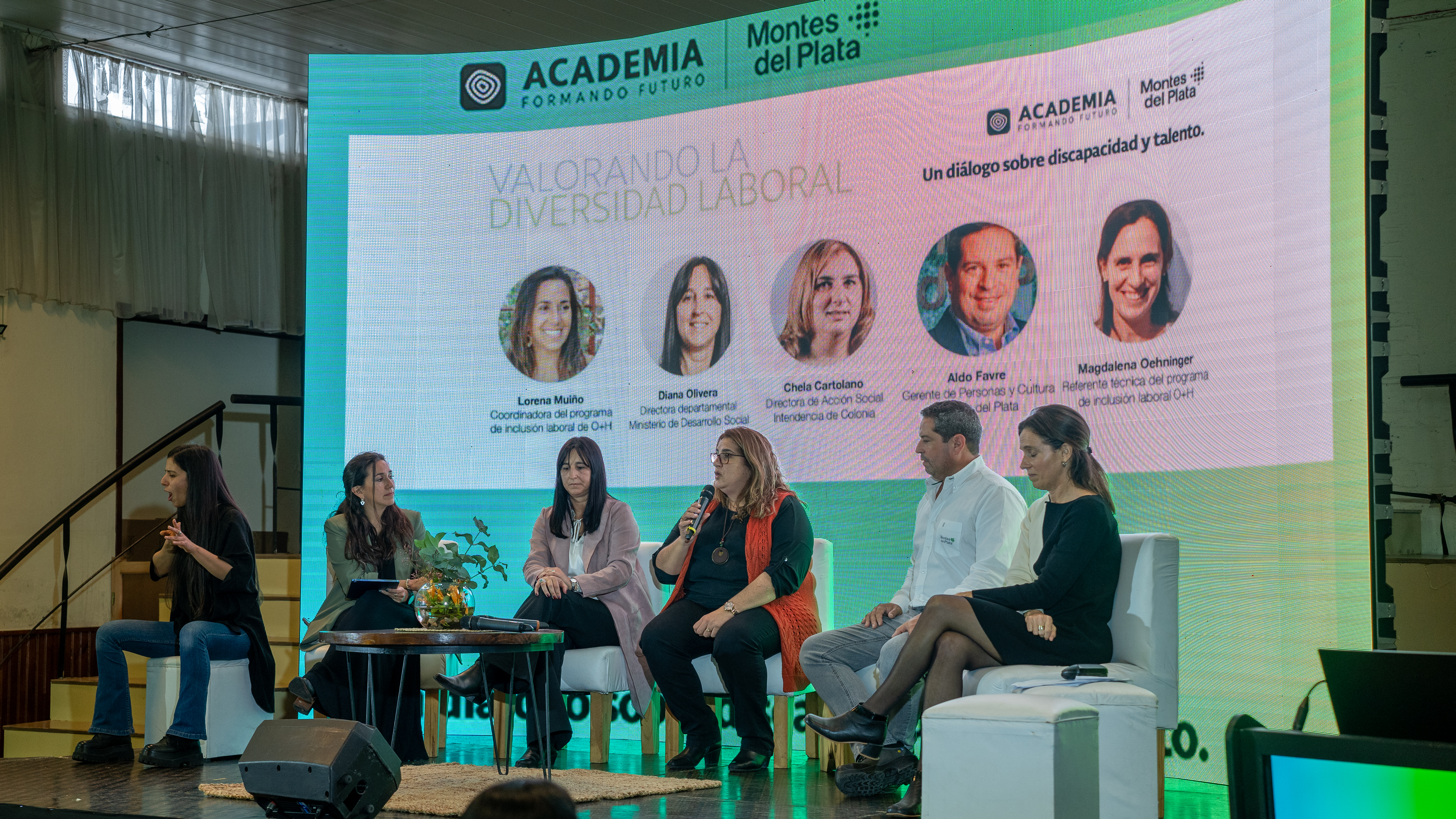 Academia Montes del Plata apuesta a la inclusión y suma nueva capacitación en lengua de señas