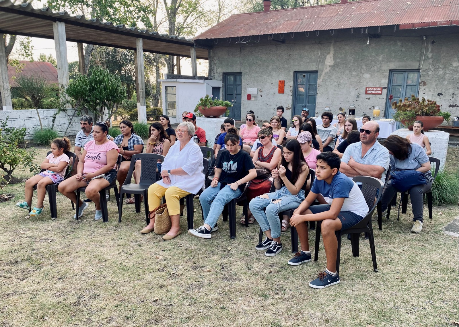Se graduó una nueva generación de estudiantes del programa “Inglés Para Todos”